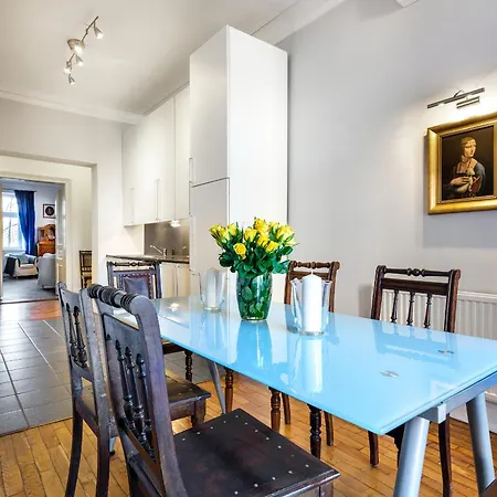 Tyzenhauz Podwale Street Apartment *