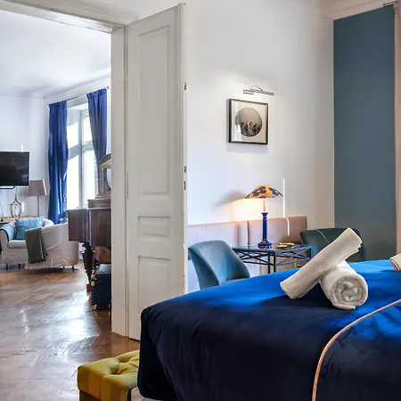 Tyzenhauz Podwale Street Apartment Krakow