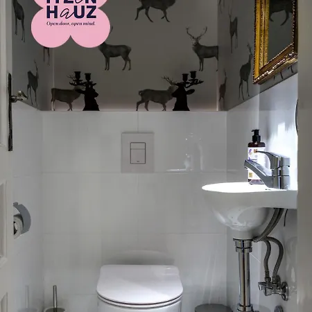 Tyzenhauz Podwale Street